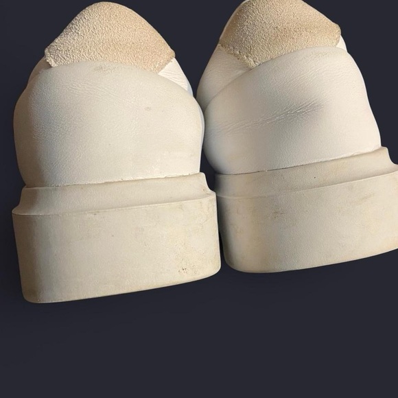 Adidas White Sneakers with Gold Accents - Picture 7 of 7